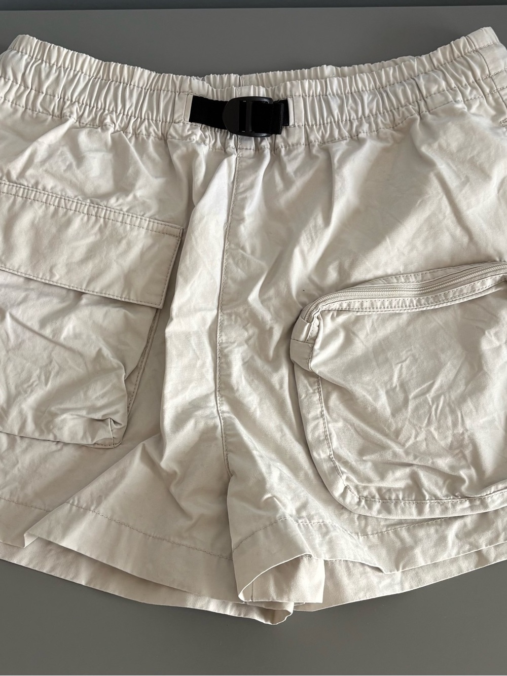 TNA Women's Cargo Shorts in Cream with Black Buckle